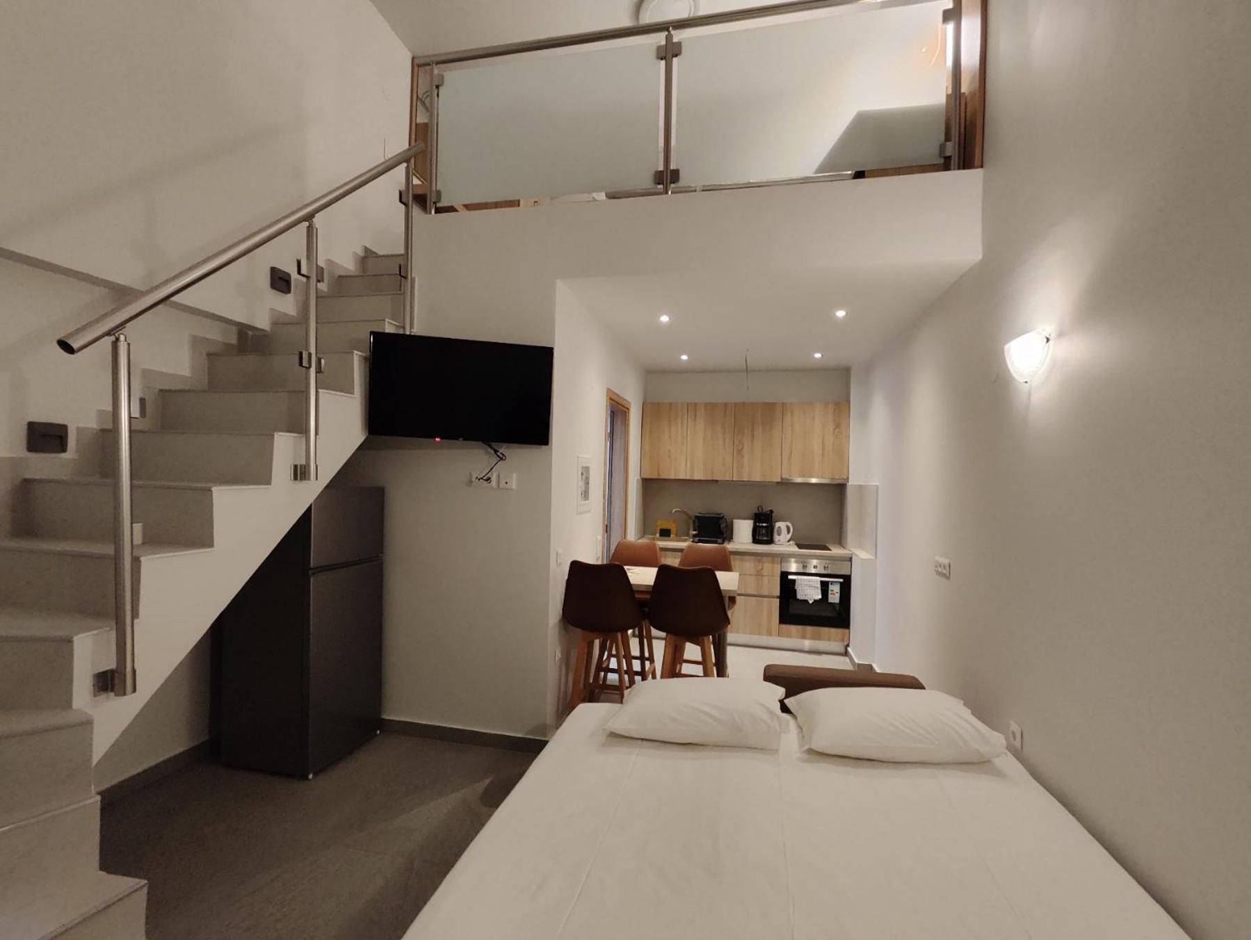 The House Of The Roses Apartment เยราคินิ ภายนอก รูปภาพ