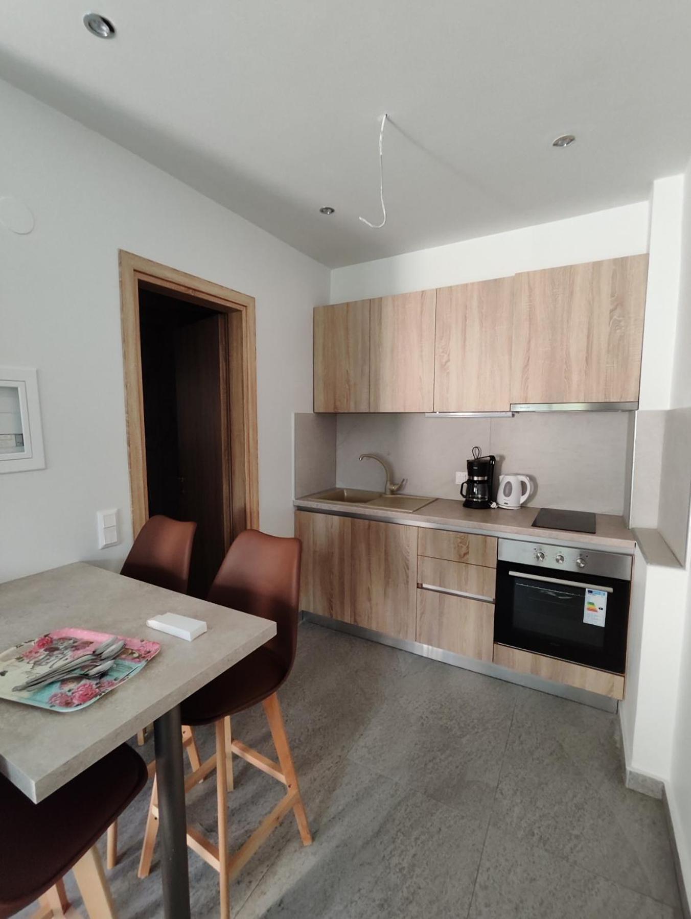 The House Of The Roses Apartment เยราคินิ ภายนอก รูปภาพ